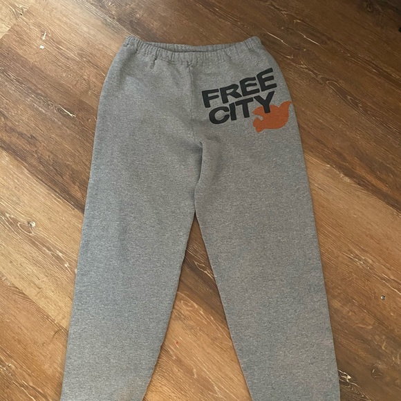 freecity Pants - Full length free city sweatpants
